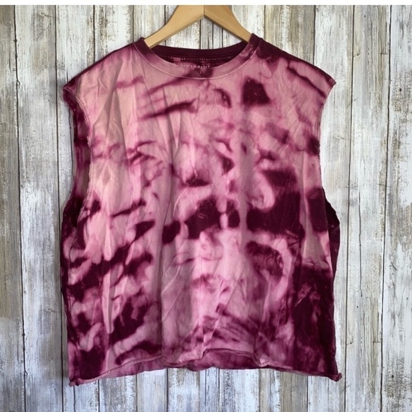 American Eagle Outfitters Tops - American Eagle Pink Dye Muscle Tee